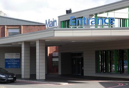 East Surrey Hospital main entrance.JPG